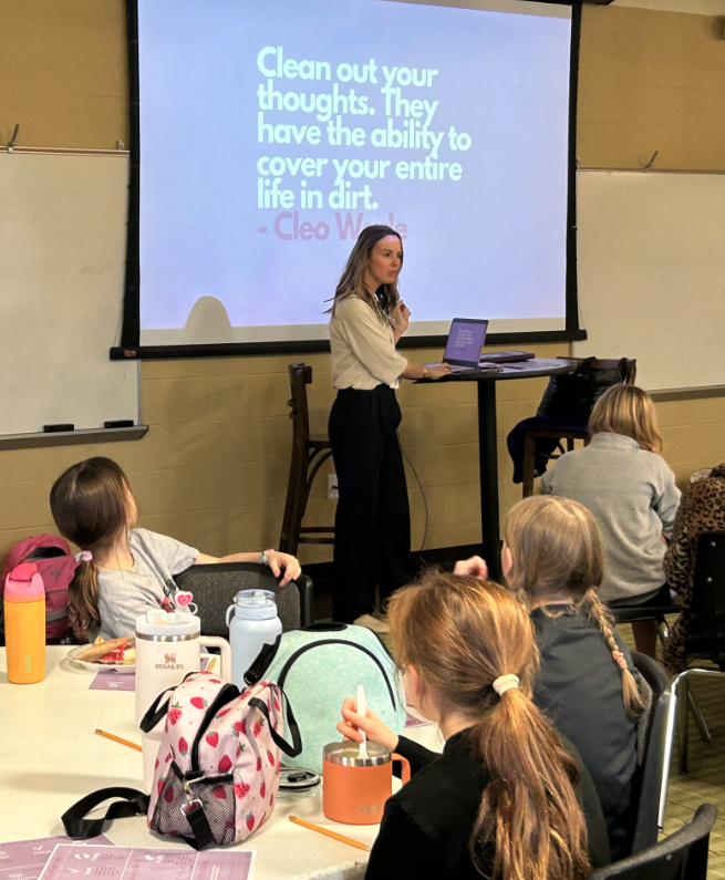 Kelly Hobbs speaking to an audience